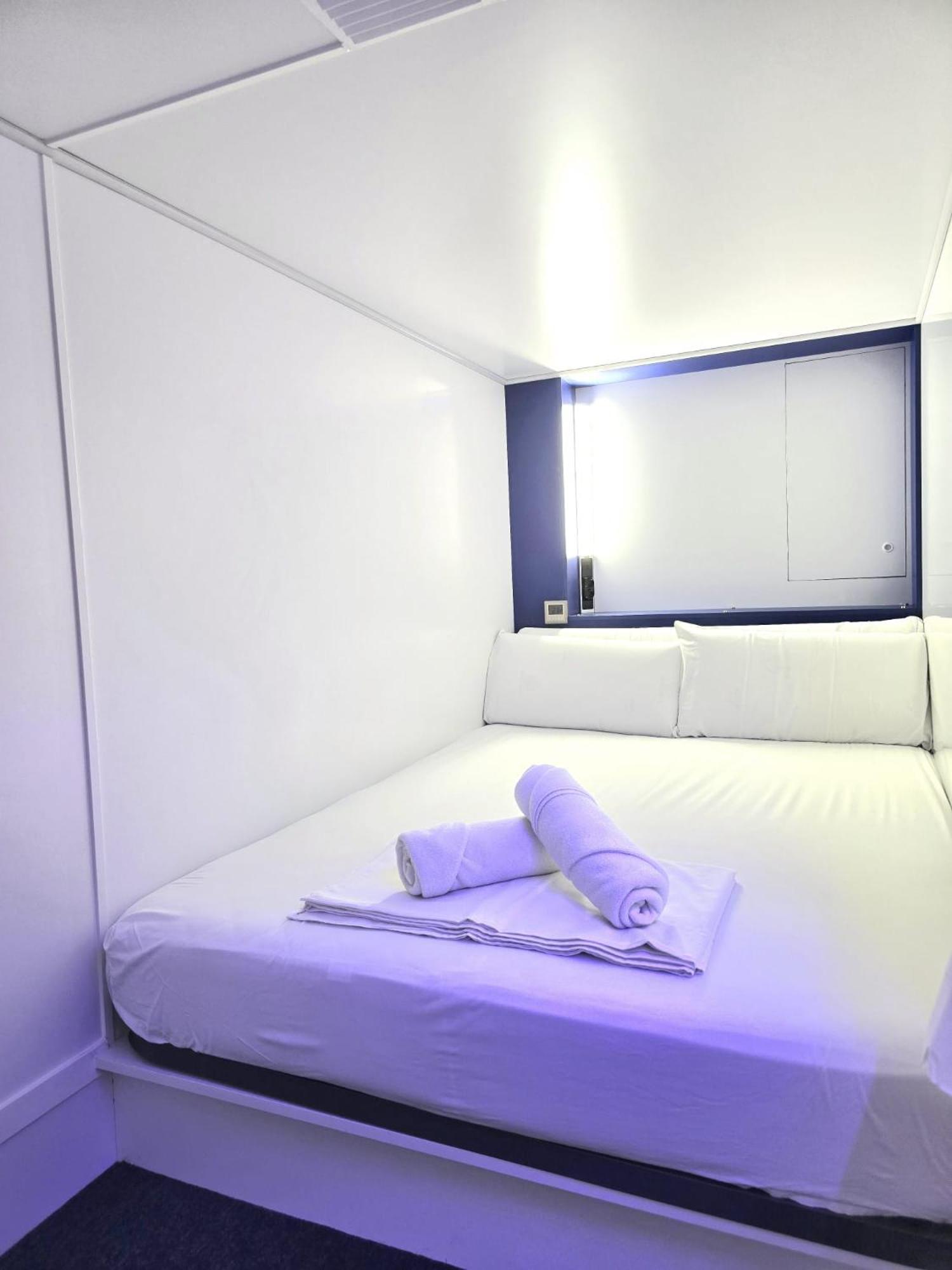 Modular Rooms Мадрид Экстерьер фото
