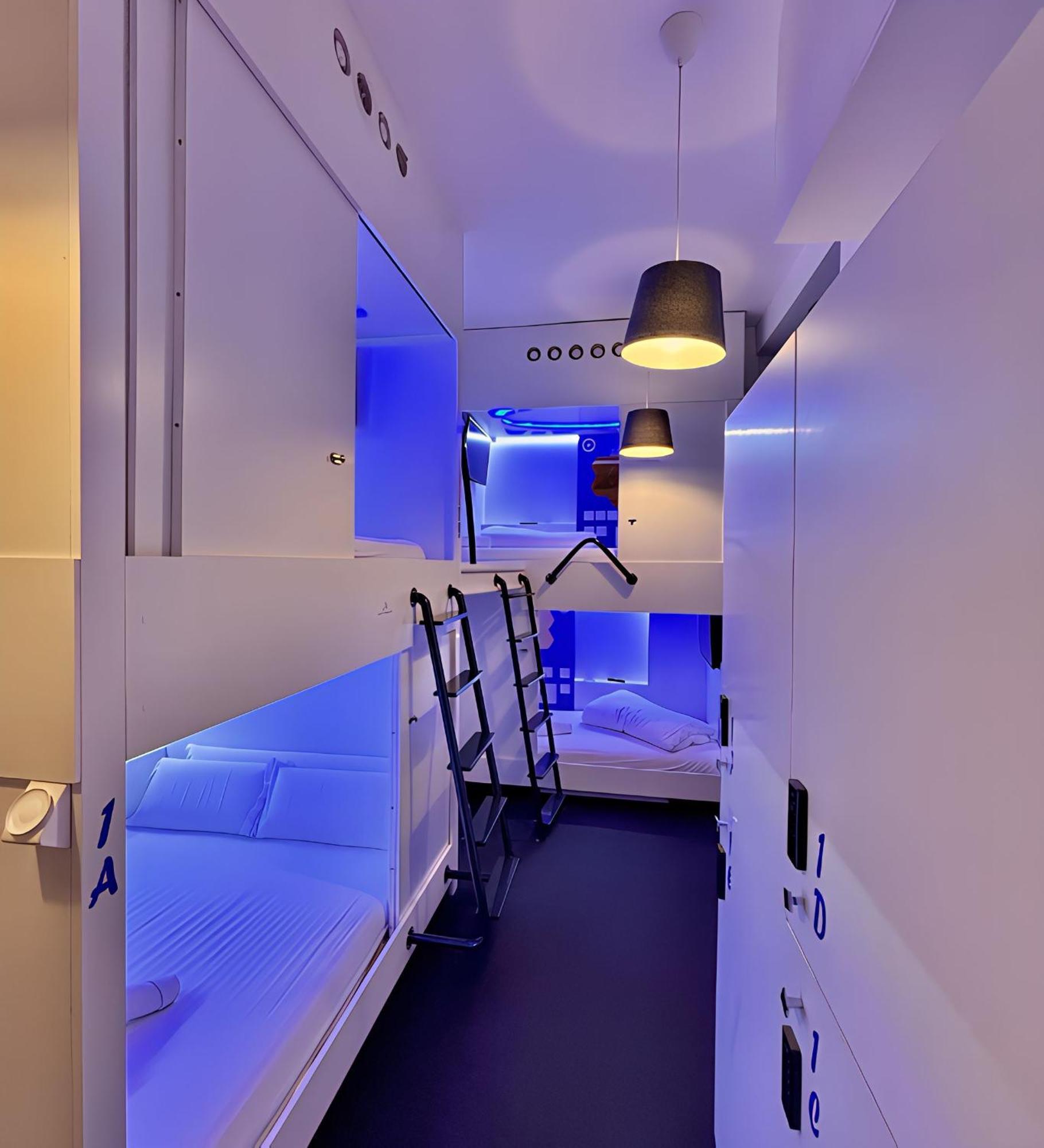 Modular Rooms Мадрид Экстерьер фото
